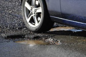 Read more about the article What damage can pothole impact do to your vehicle?